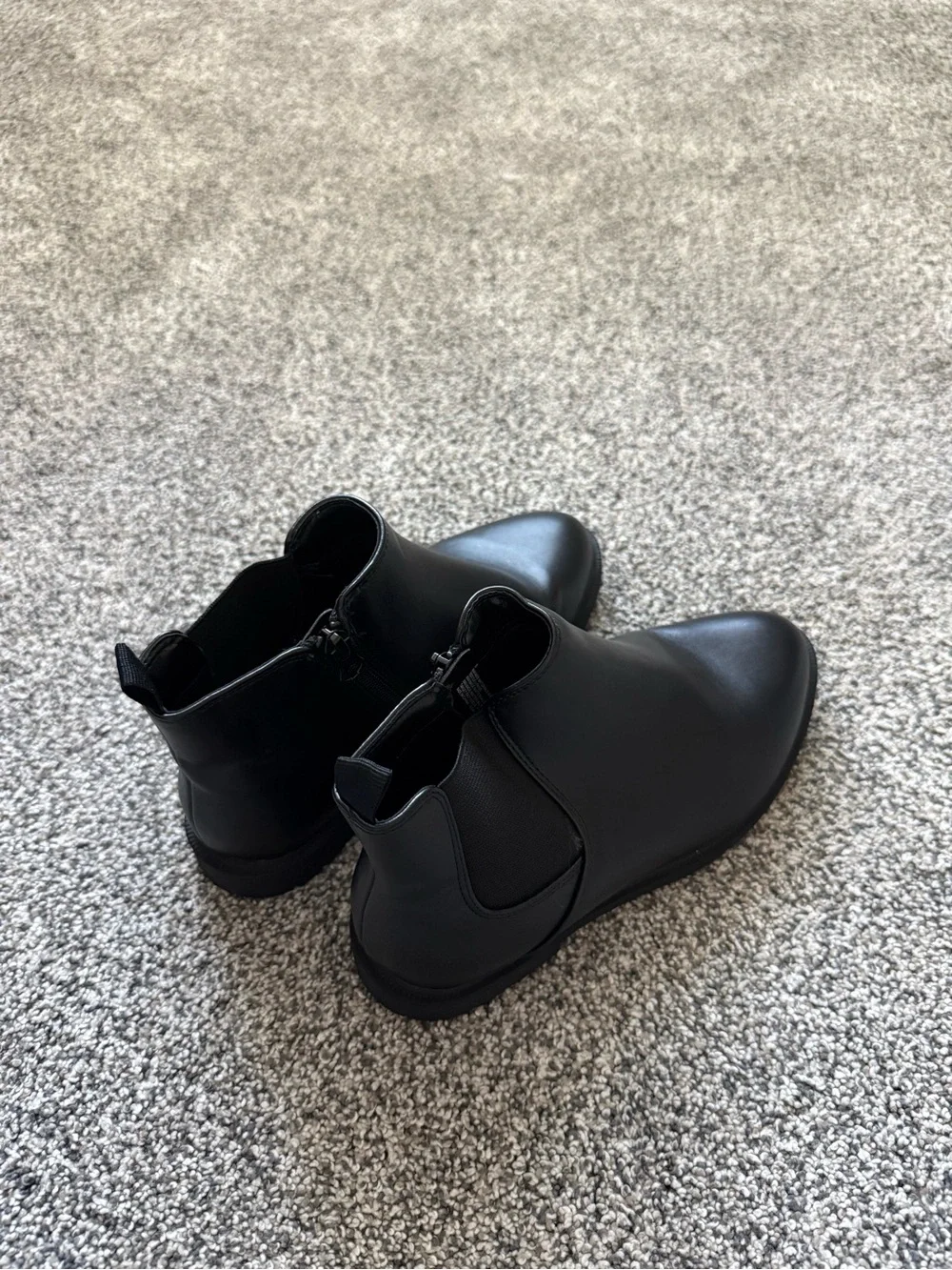 Cat & Jack sleek black